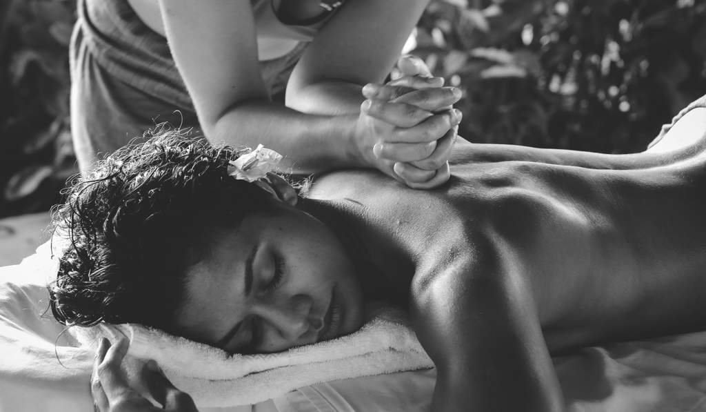 The What, Why & How of Aromatherapy Massage